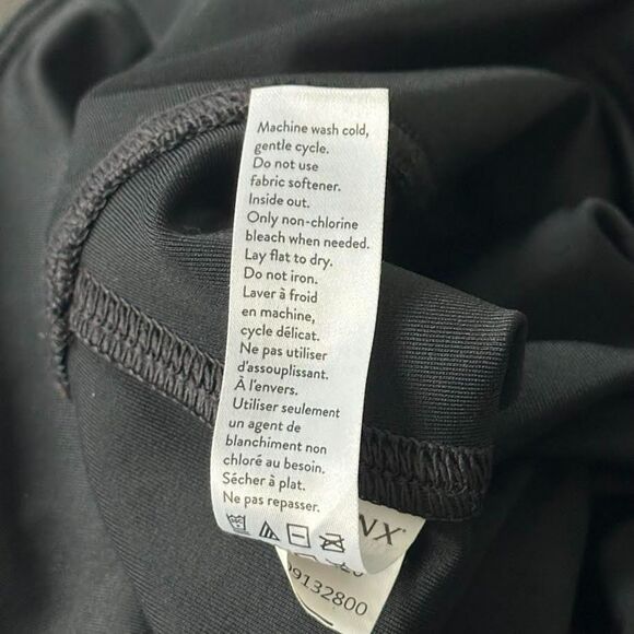 Spanx Faux Leather Biker Shorts Metallic High Rise Slimming Tummy Control Sz Med - Picture 8 of 8